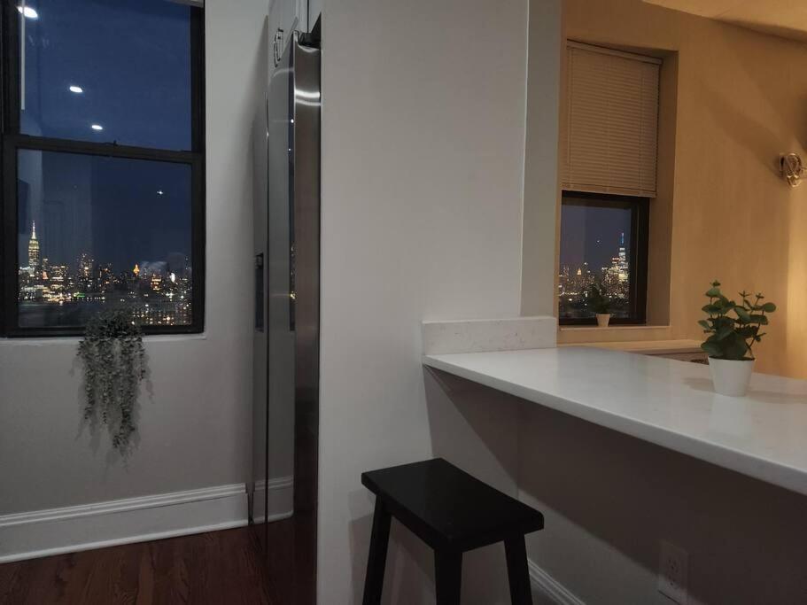 ユニオンシティElegant 2 Bed Gem! Mins From Nycアパートメント エクステリア 写真