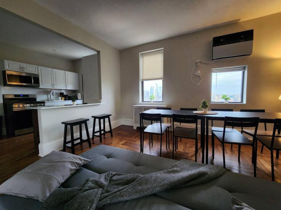 ユニオンシティElegant 2 Bed Gem! Mins From Nycアパートメント エクステリア 写真